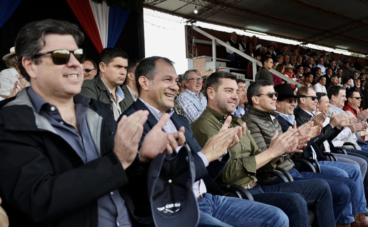 Expo Trebol, acompañamiento del Vicepresidente de la República Pedro Alliana, al señor Presidente de la República Santiago Peña