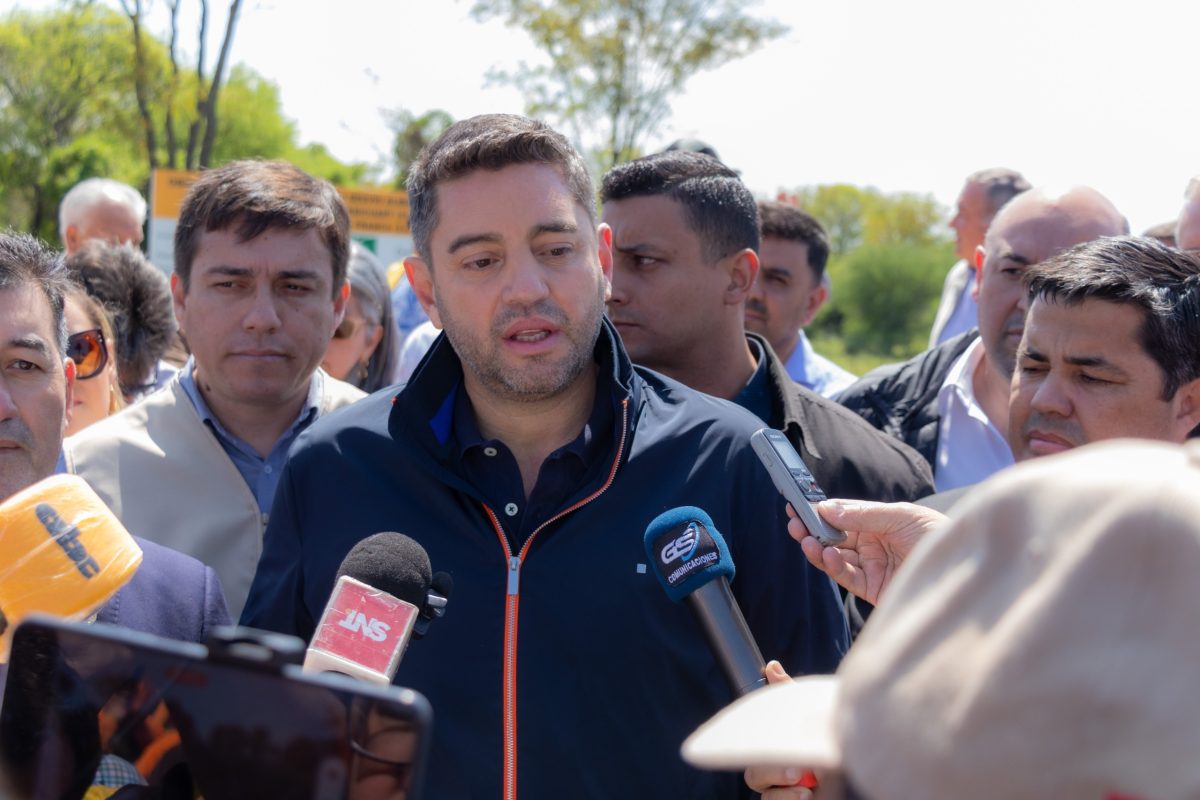 MOPC busca acelerar procesos para adelantar el asfaltado de la ruta Yabebyry – Pilar.