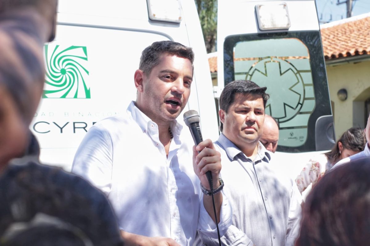 Yacyretá donó una ambulancia totalmente equipada a la municipalidad de Pilar