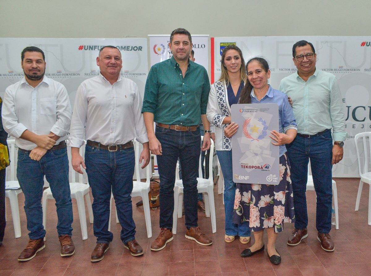 Acción del gobierno para reducir la pobreza llega con más fuerza al Ñeembucú