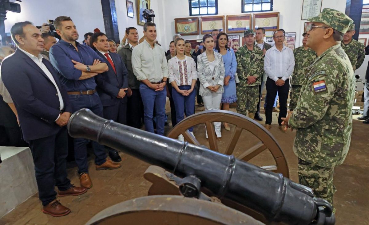 Cada 4 de julio, en conmemoración a la Victoria de la Batalla de Nanawa en la Guerra del Chaco, se recuerda el día del Artillero